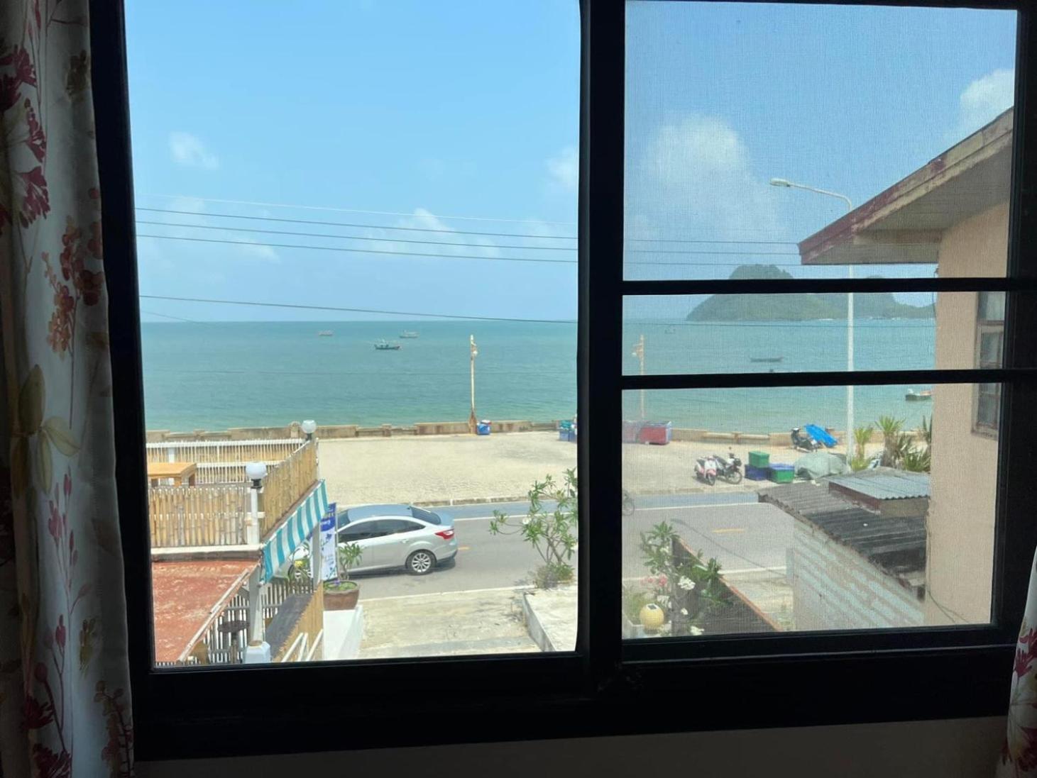 Grandmabalcony Bed & Breakfast Prachuap Khiri Khan Luaran gambar